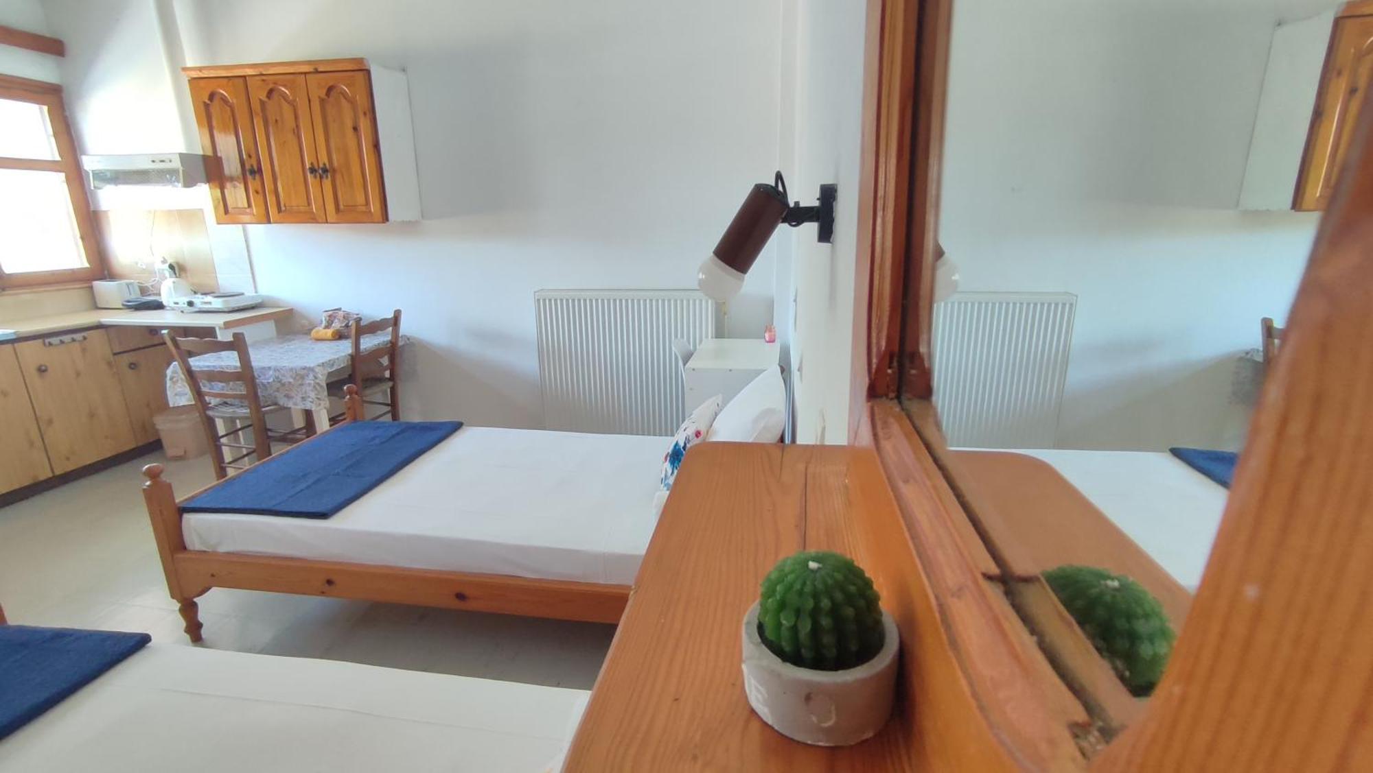 Petralonia Apartment Mytilene Exterior photo