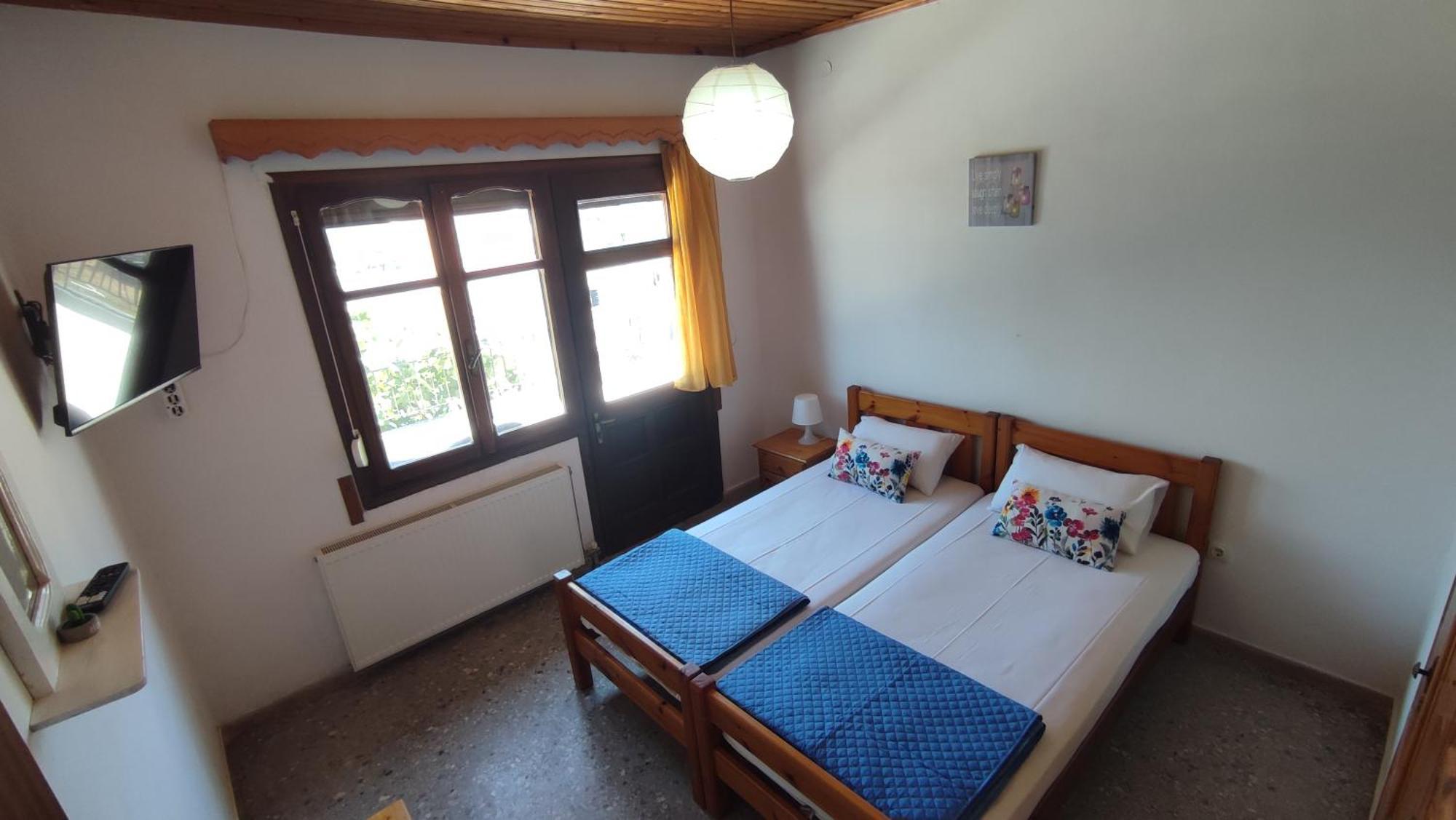 Petralonia Apartment Mytilene Exterior photo