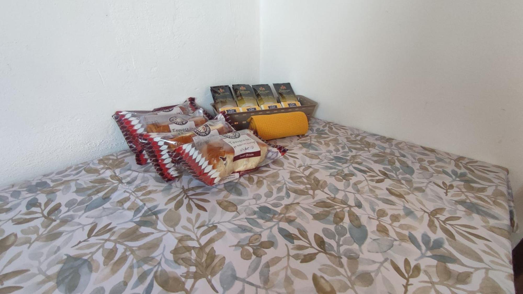 Petralonia Apartment Mytilene Exterior photo