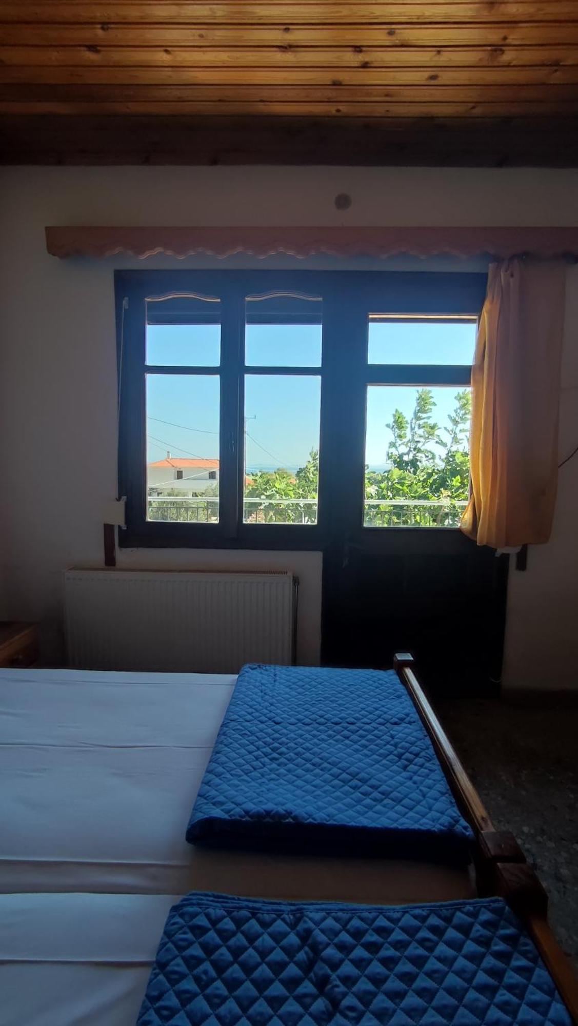 Petralonia Apartment Mytilene Exterior photo